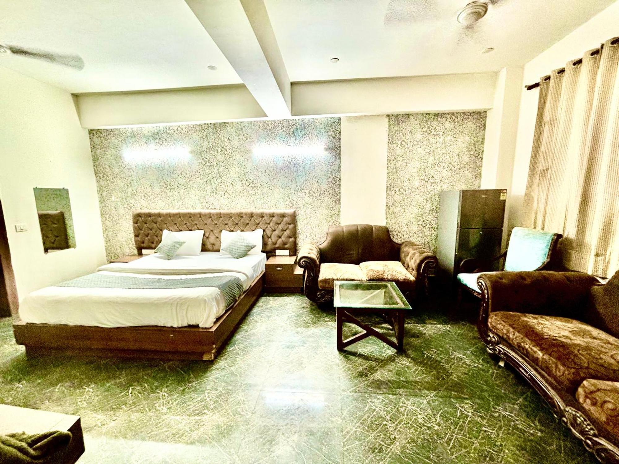 Hotel Pushpanjali Νέο Δελχί Εξωτερικό φωτογραφία